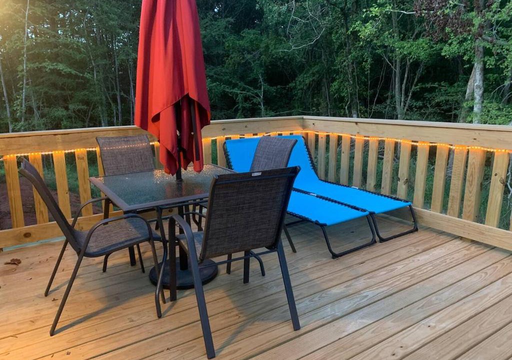Iuka House | Cottage Too