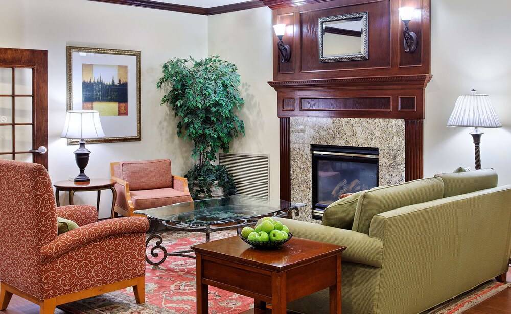 Elgin Hotel | Country Inn & Suites by Radisson, Elgin, IL