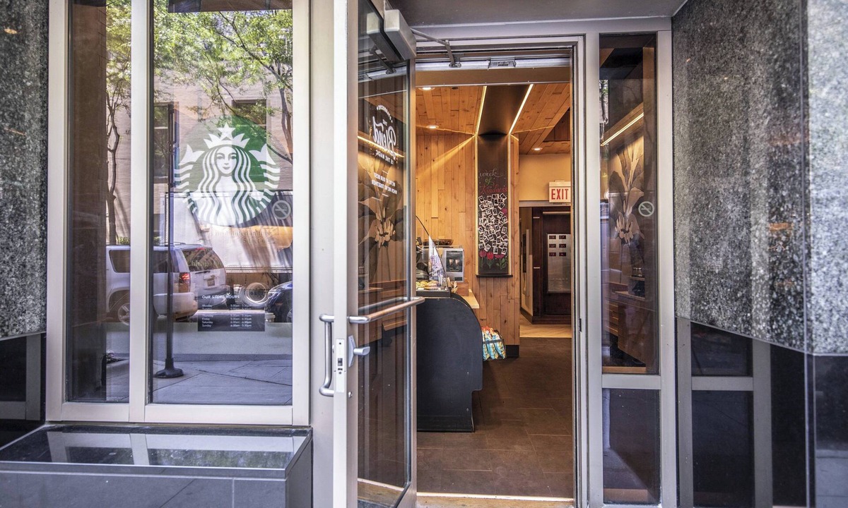 Streeterville Hotel | Courtyard by Marriott Chicago Magnificent Mile