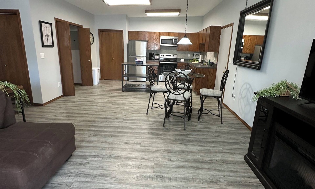 Penfield Apartment | Cozy 2-bedroom apartment in Urbana with WiFi, AC, and 2 car garage