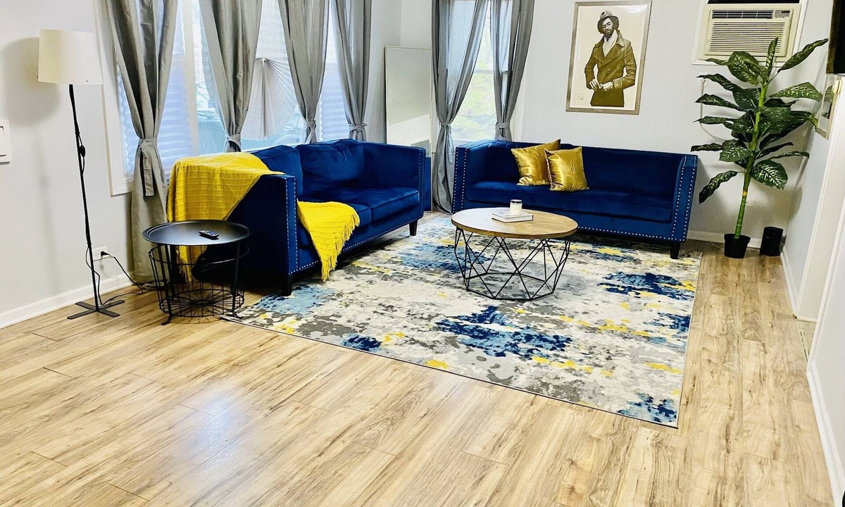 Homewood House | Cozy Home Sweet Homewood.