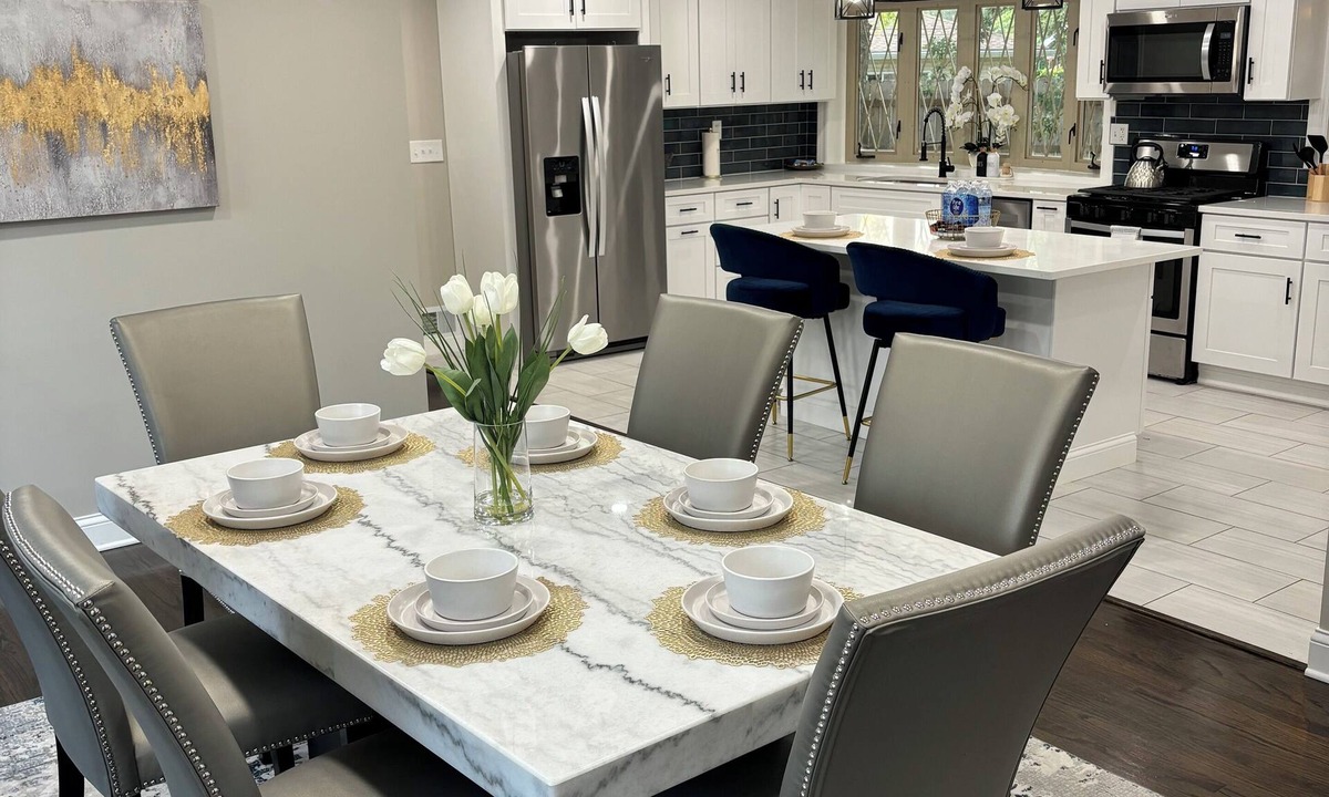 Burbank House | Cozy house in the city
