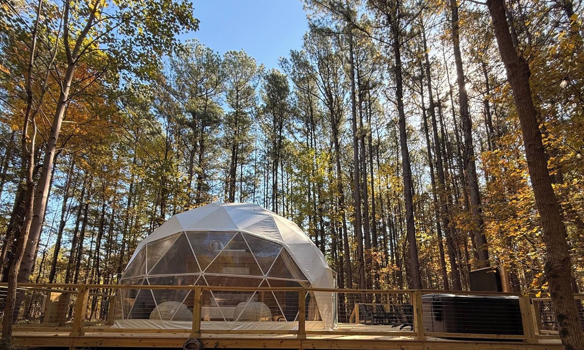 Pope County Cabin | Cozy Modern Dome with hot tub in Shawnee National Forest