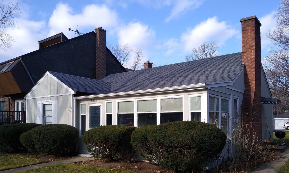 Wilmette House | Cozy ranch house in wilmette