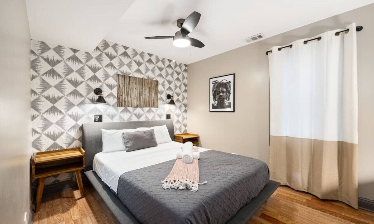 Bronzeville Bed & Breakfast | Dubois Guest House Room 202