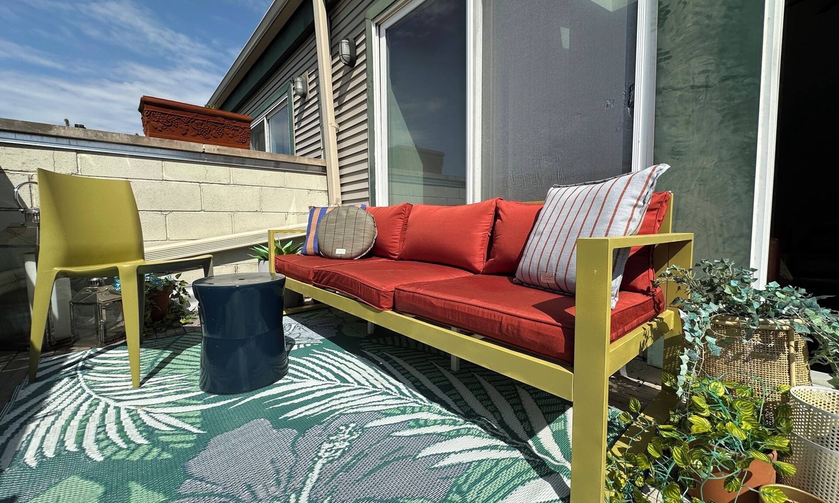 East Village House | EAST VILLAGE 4-LEVEL-HOUSE WITH 5 BATHS & COVERED ATTACHED GARAGE
