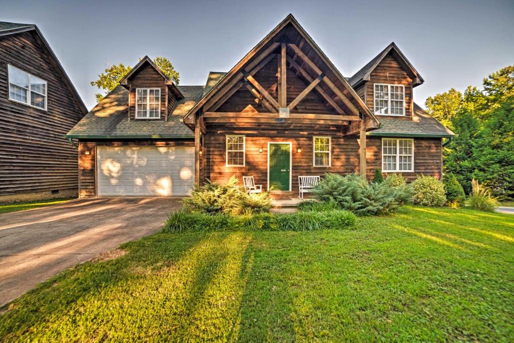 Springville House | Expansive Cabin with Kentucky Lake Access!