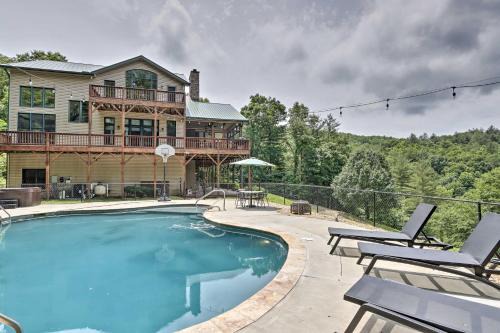 Unaka House | Expansive Home on 16 Acres w/Smoky Mountain Views