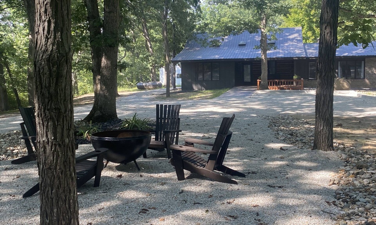 Fowler Cabin | Experience Serenity at our secluded cabin mere minutes from town.