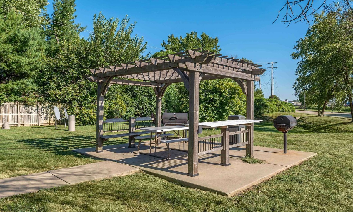 O'Fallon Hotel | Extended Stay America Select Suites - St. Louis - O' Fallon, IL