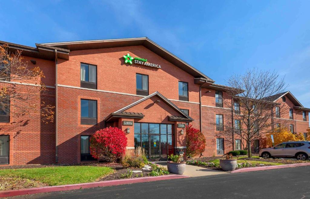 Stay America Suites Rockford State Street | Rockford