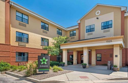 Naperville Inn | Buffalo Grove