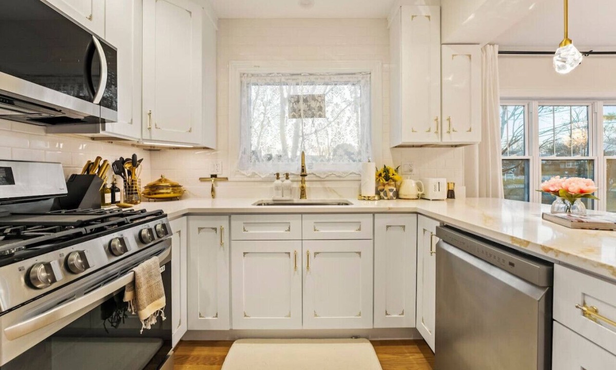 Glen Ellyn House | French Country Cottage