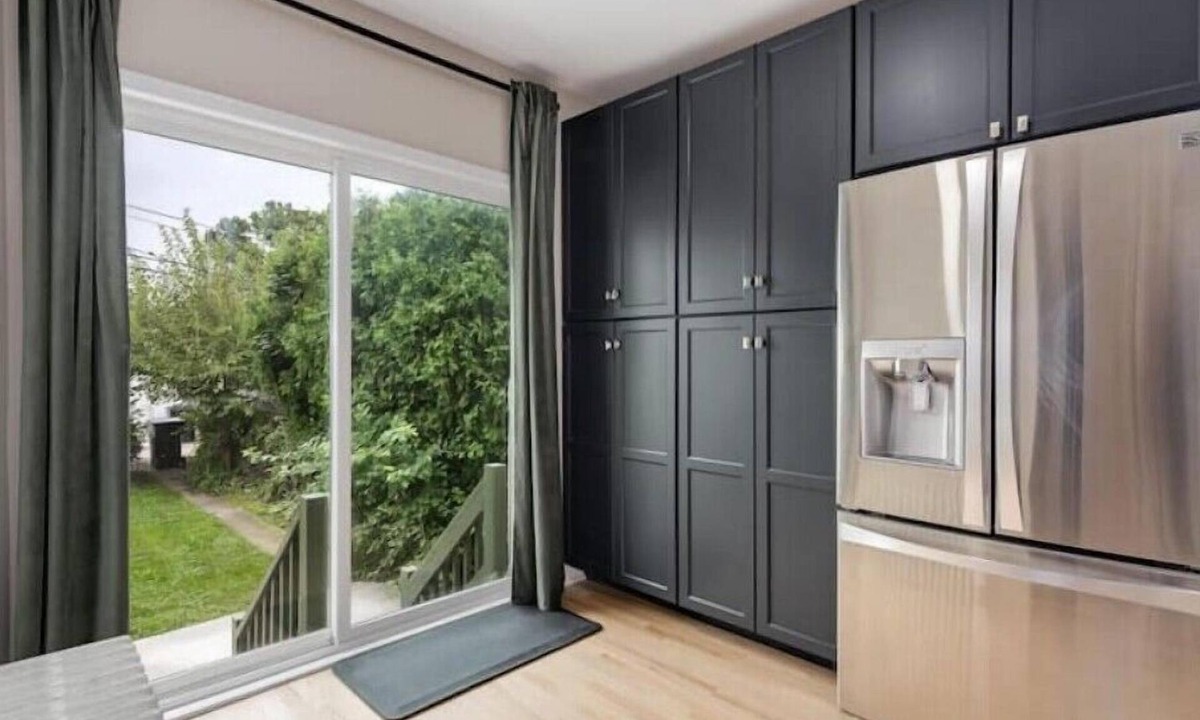 West Ridge House | Gorgeous Bunglow Nestled in a Quit Neighborhoodnn