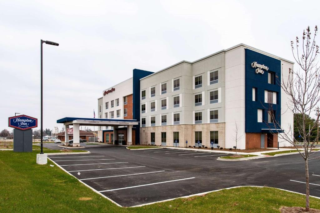 Paris Hotel | Hampton Inn Paris IL, IL