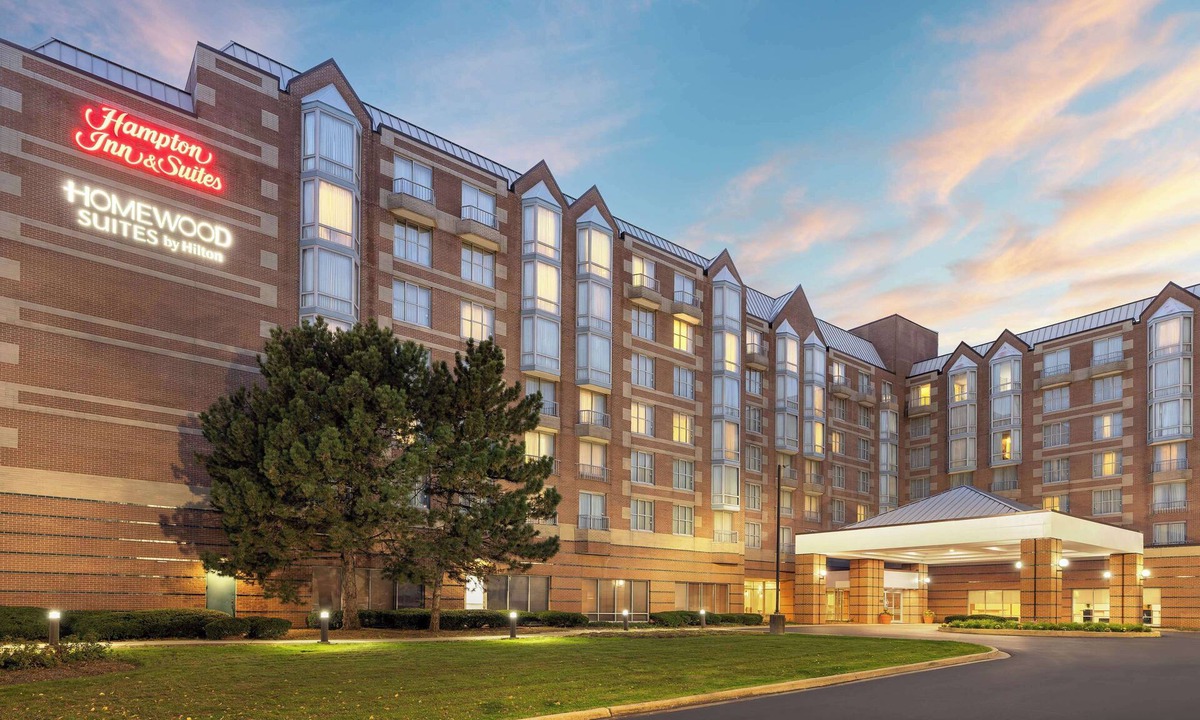 Downers Grove Hotel | Hampton Inn & Suites Downers Grove Chicago