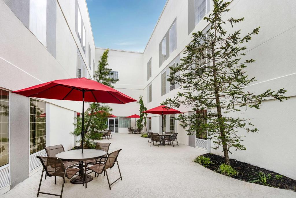 Hershey Hotel | Hampton Inn & Suites Hershey