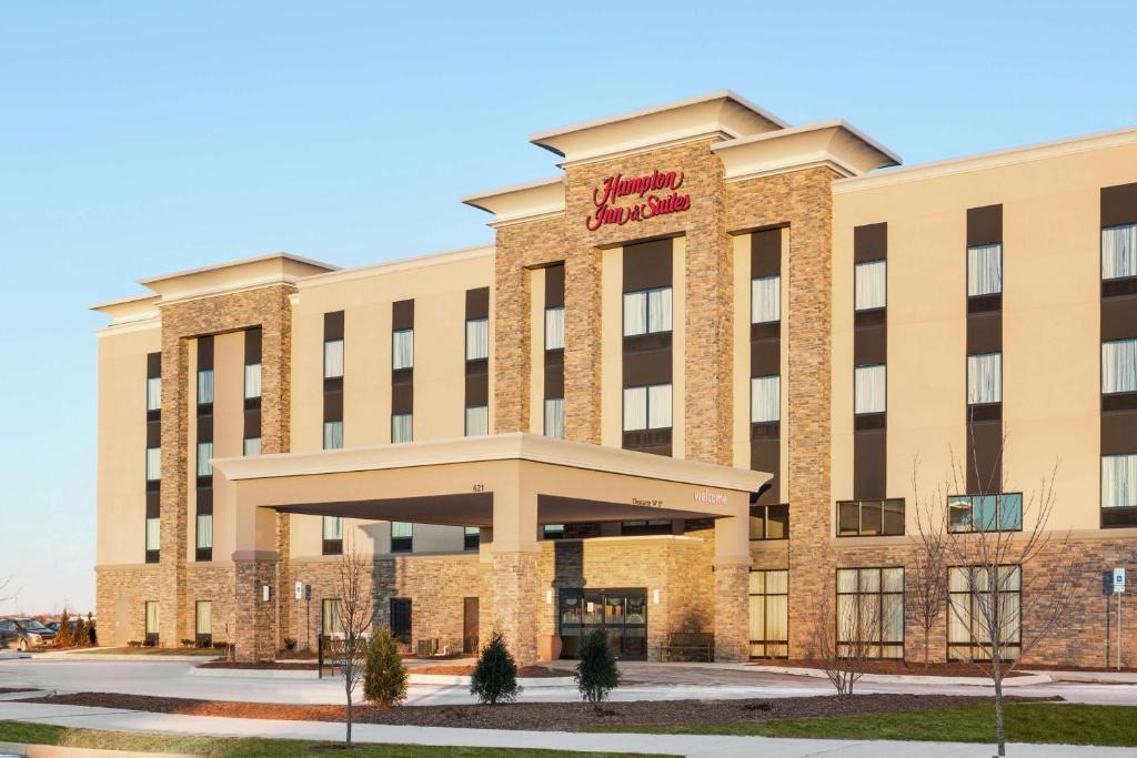 Minooka Hotel | Hampton Inn & Suites Minooka