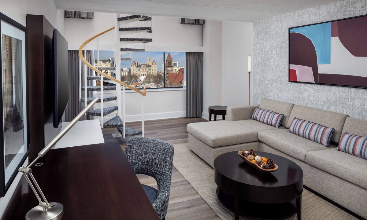 Downtown Albany Hotel | Hilton Albany