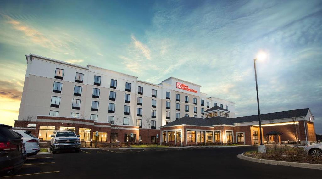 Bolingbrook Hotel | Hilton Garden Inn Bolingbrook I-55
