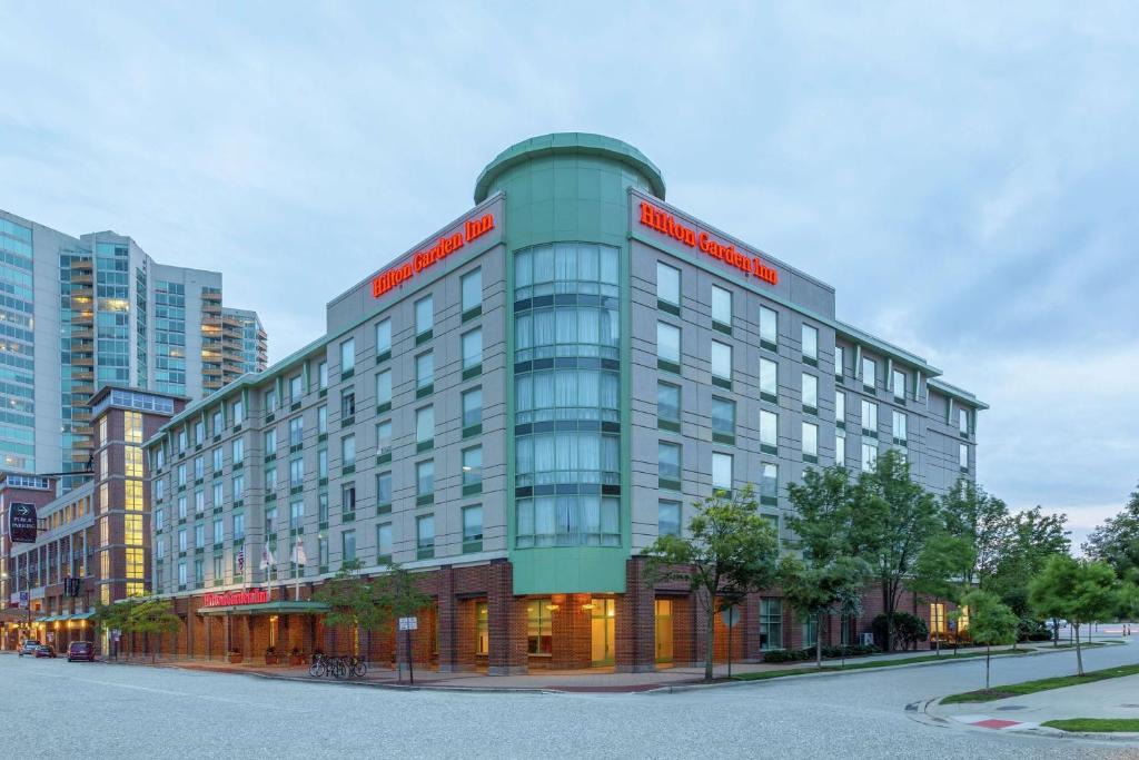 Hilton | Evanston