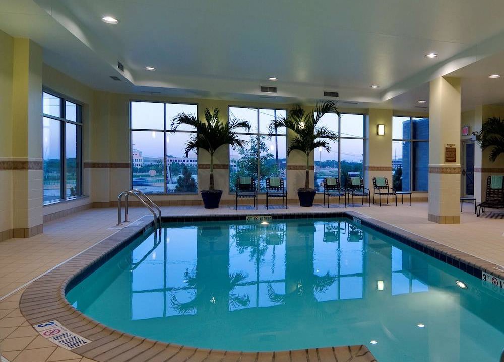 Lake Forest Hotel | Hilton Garden Inn Lake Forest Mettawa