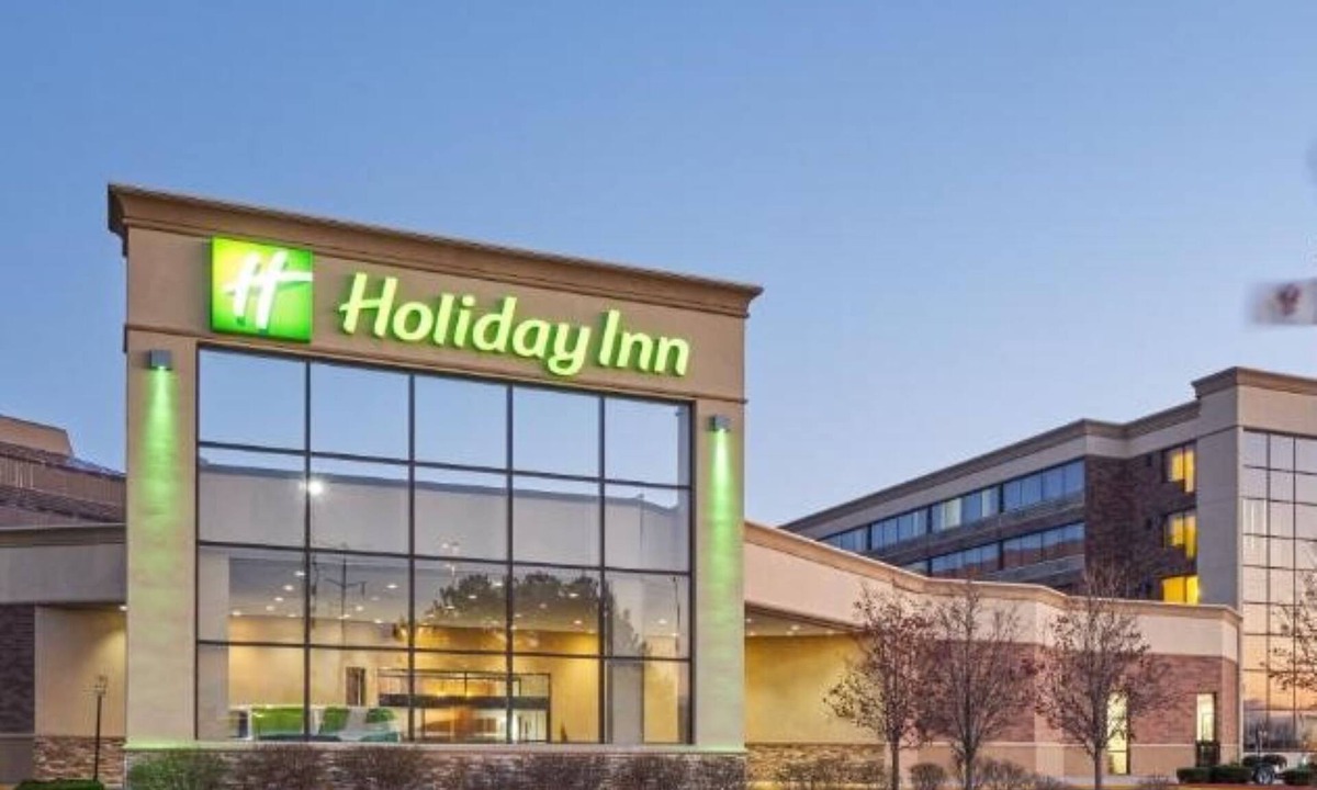 Matteson Hotel | Holiday Inn Chicago Matteson Conf Center, an IHG Hotel