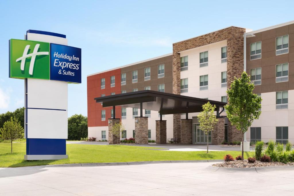 Clear Spring Hotel | Holiday Inn Express & Suites Clear Spring by IHG