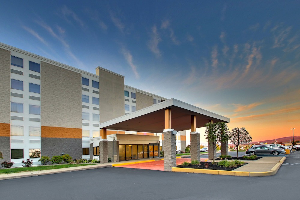Pittston Hotel | Holiday Inn Express Pittston - Scranton Airport