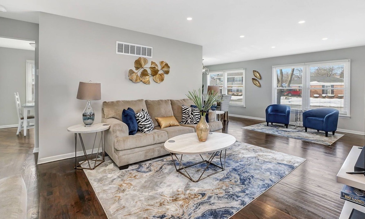 Homewood House | Homewood FHS Rental - Cherrywood Ln