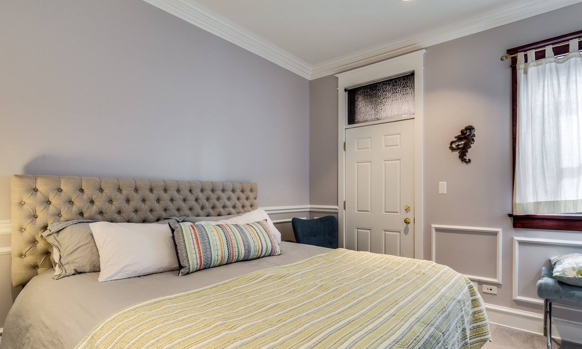 East Village Apartment | Hotel Quality Meets Local Living Garden Studio 4D