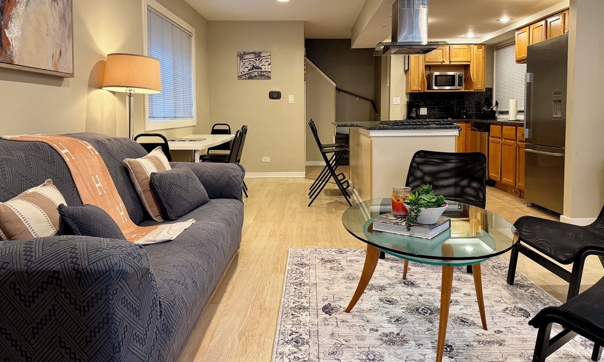 Old Town House | Insta Worthy ^Prime Spot ^Patio ^Parking ^Fireplace