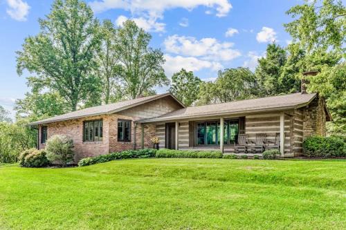 Flat Rock House | Justus Bluff