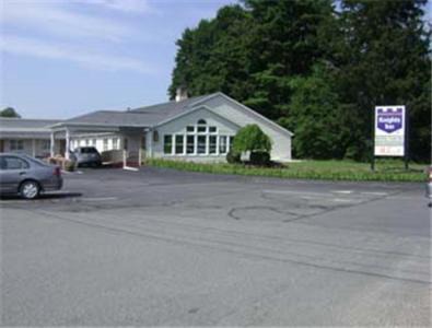 Hadley Hotel | Knights Inn Hadley