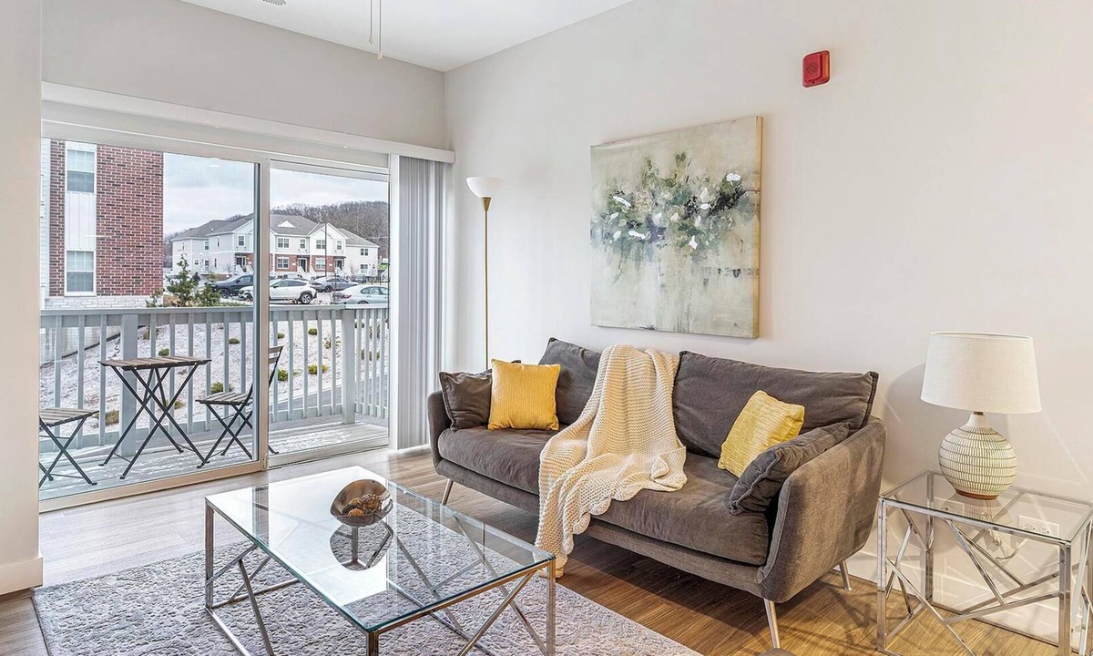 Willow Springs Apartment | Landing | Chic 2BD, Gym, Clubhouse
