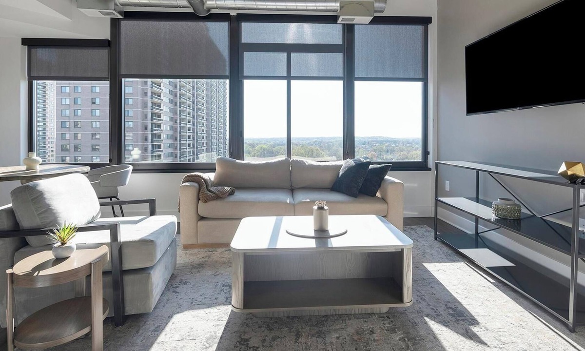 Baileys Crossroads Apartment | Landing | Incredible 1BD, Gym, Game Room