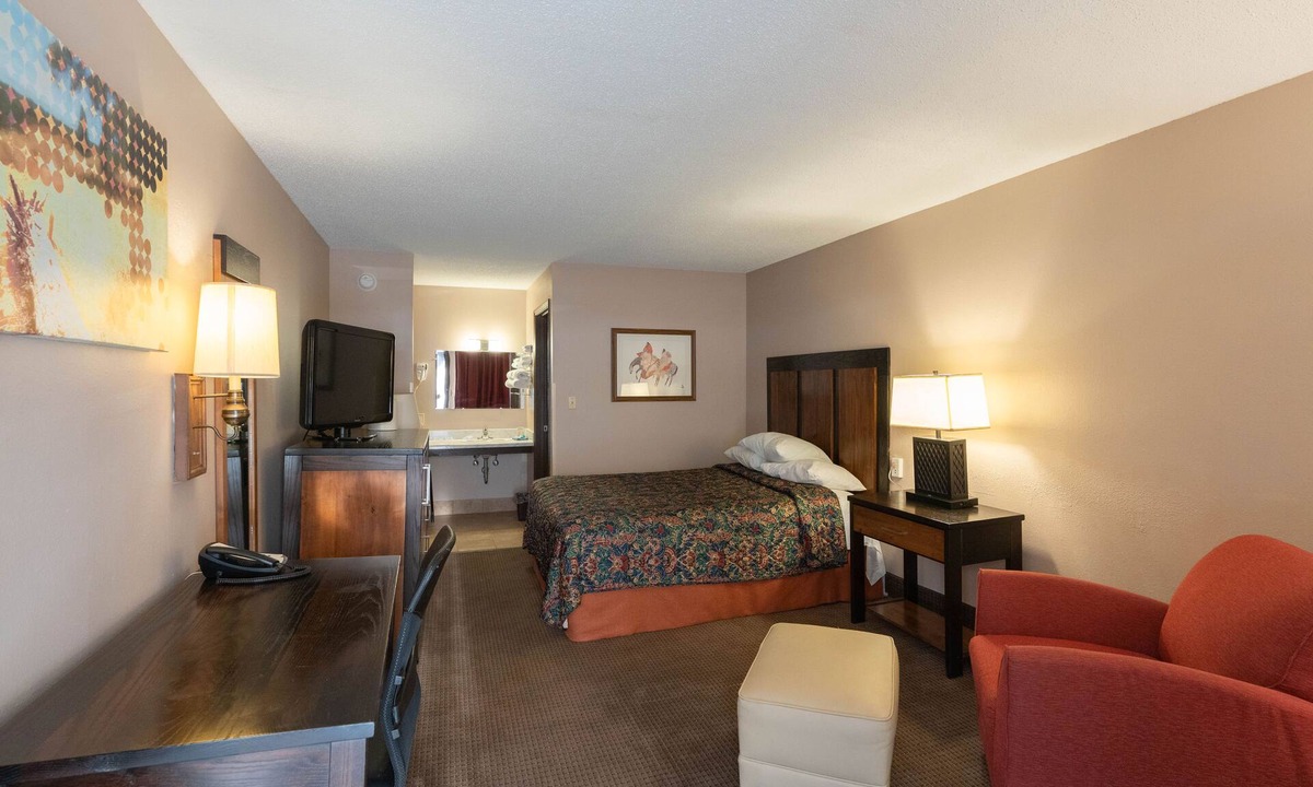 Waverly Hotel | Lebo Inn