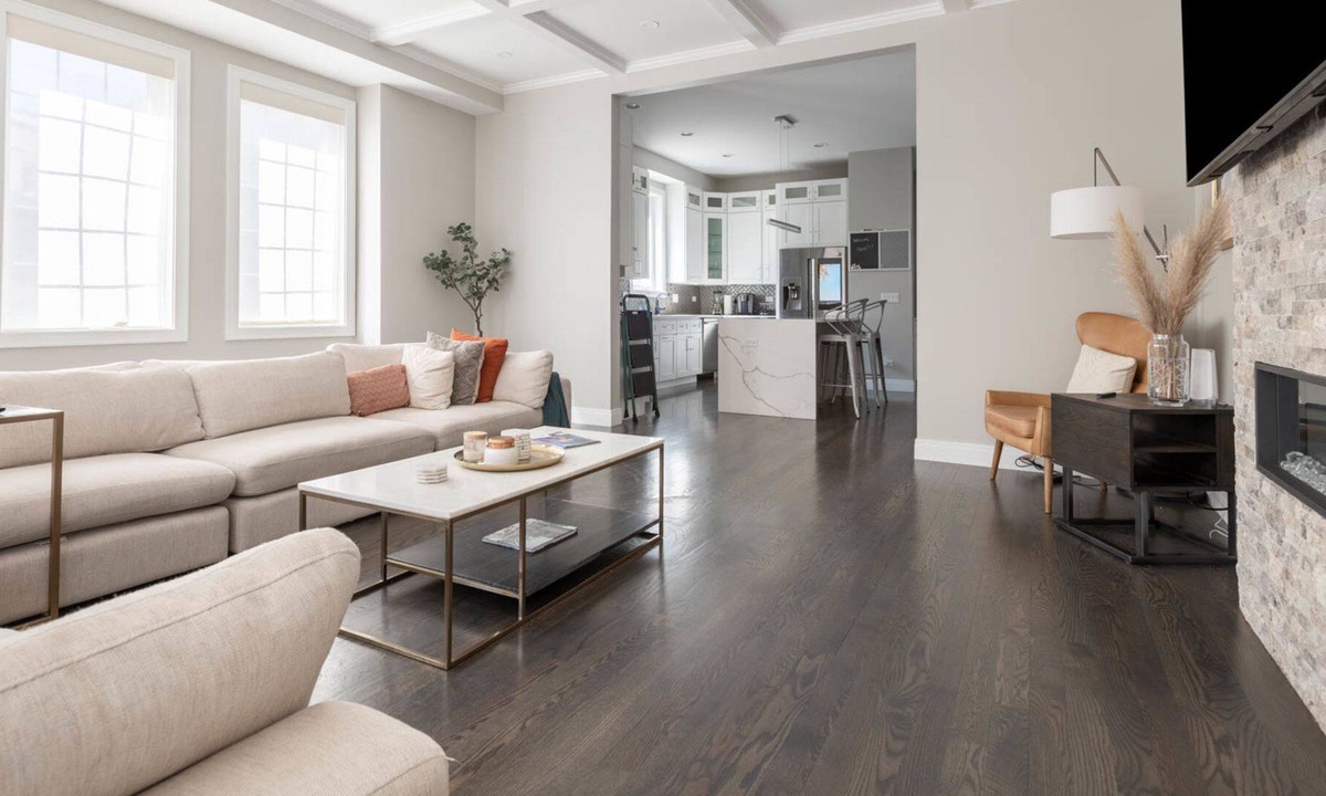 Grand Boulevard House | Luxe 4BR Chicago Home W/ Gym