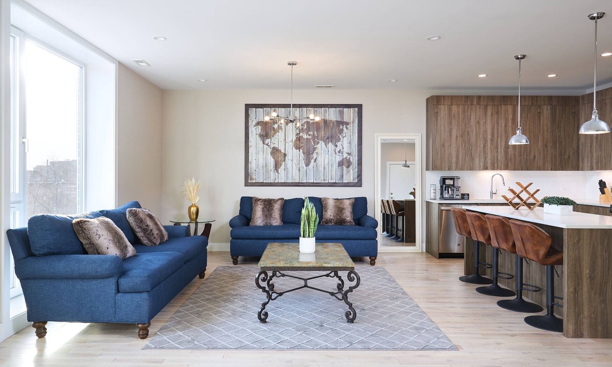 Lower West Side Condo | Luxuriant, Foodie, Culture,