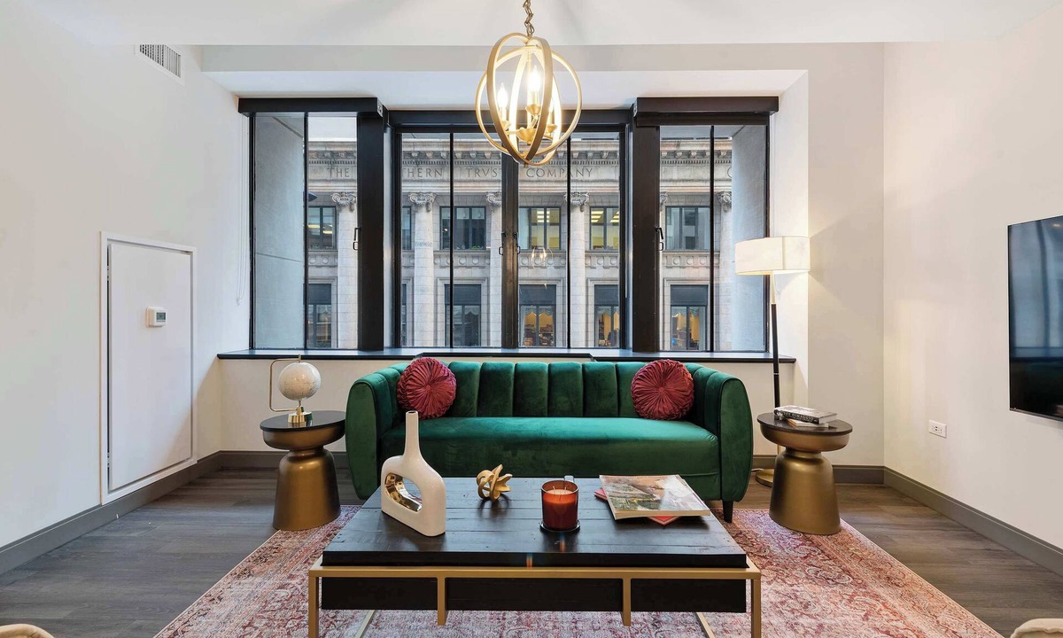Downtown Chicago Apartment | Luxury 2BR near Millennium Park + 5-Star Reviews