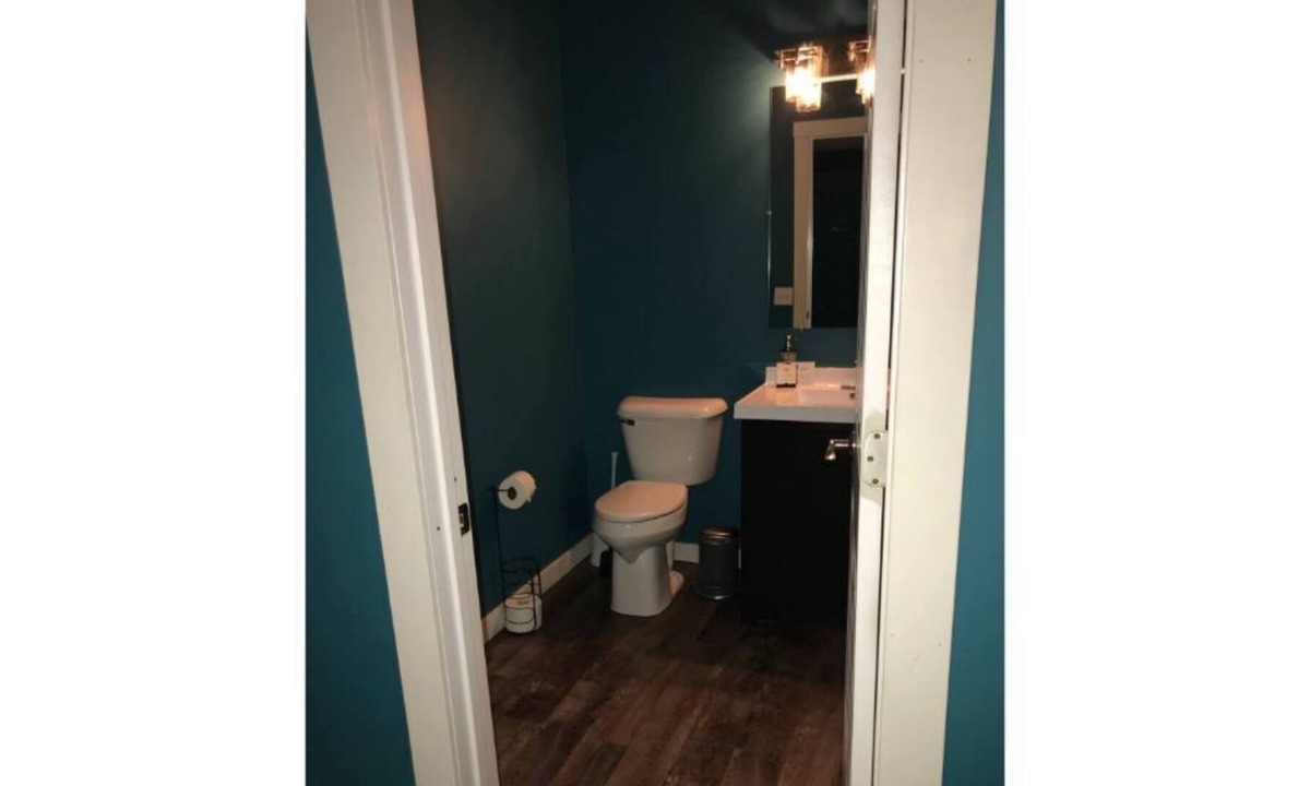 Pontiac Apartment | Madison Street Loft- RiverCity House (No Extra Fees)