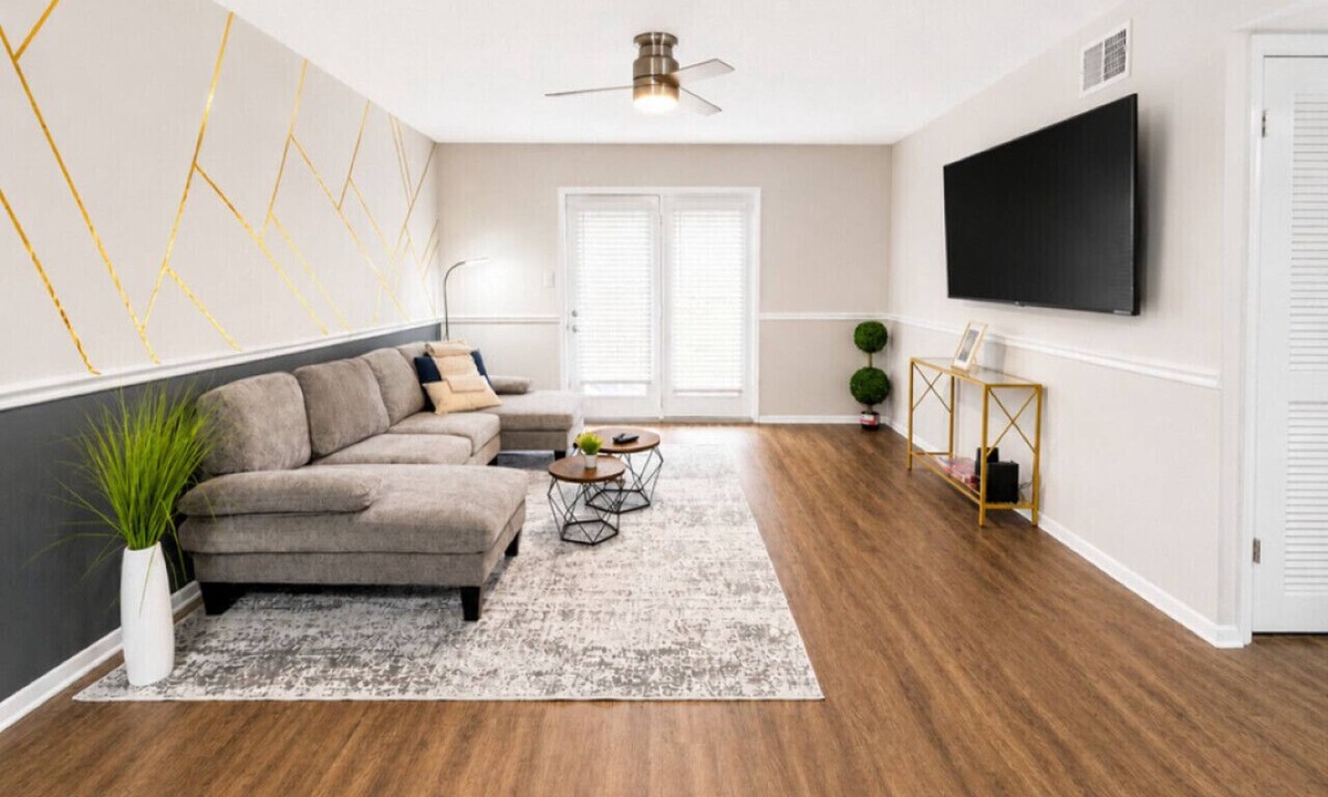 Shannon Apartment | Maple & Main Hoover | Modern 2BR Escape