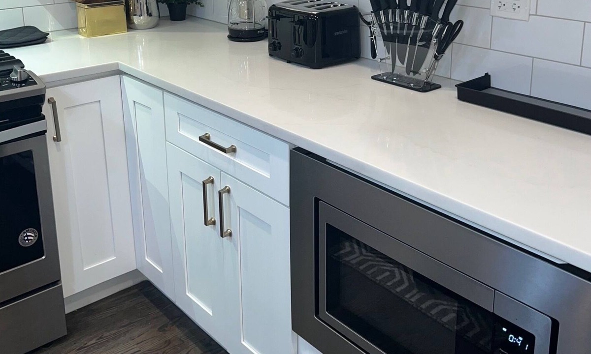 Grand Boulevard Condo | Metropolitan Gem: Stylish Condo with Proximity to Downtown