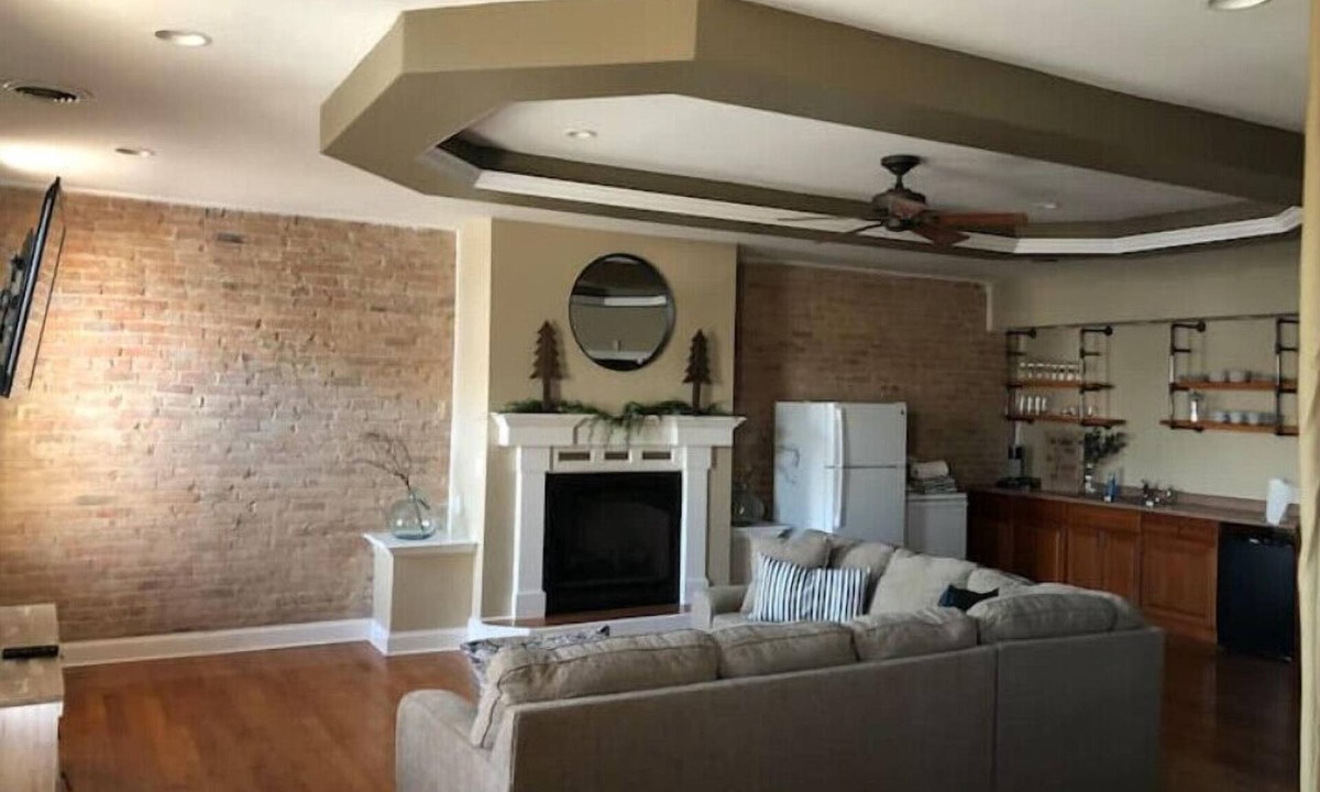Utica Apartment | Mill Street Suite