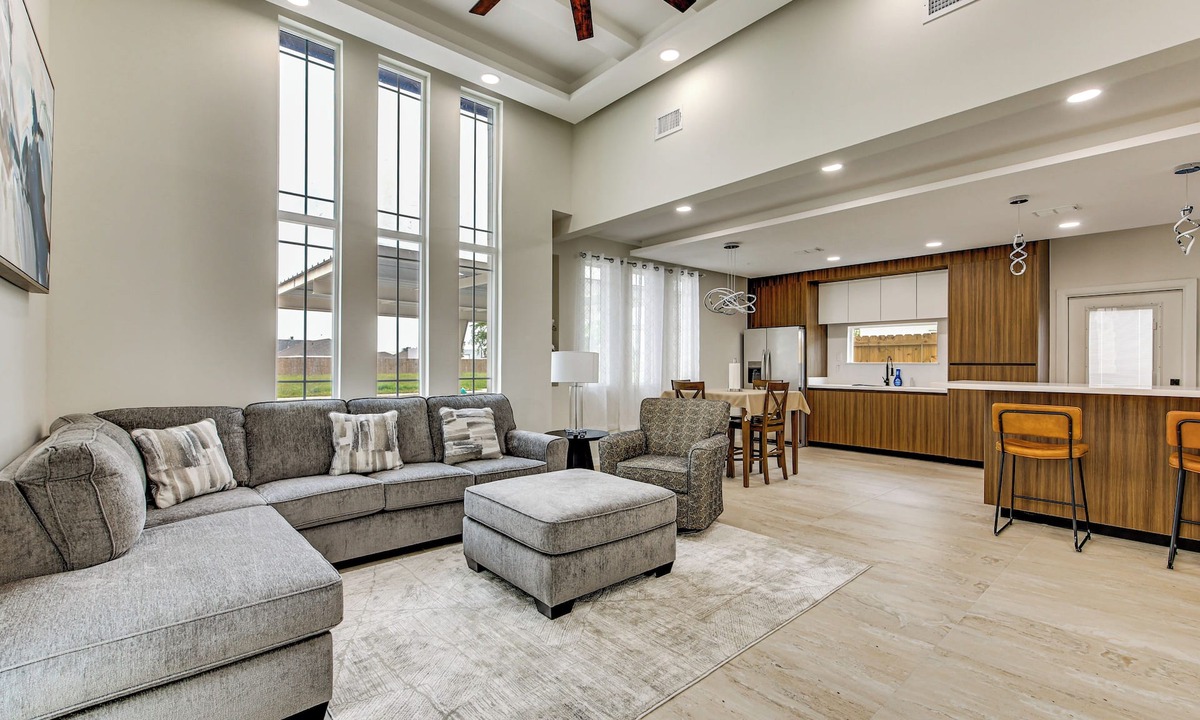 McAllen Apartment | Modern Getaway w/Private Patio & Grill in Mcallen