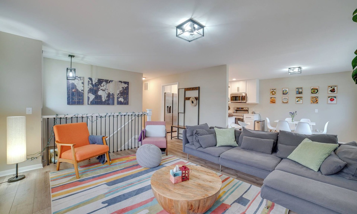 Urbana House | Modern Urbana Home: 2 Mi to University of Illinois
