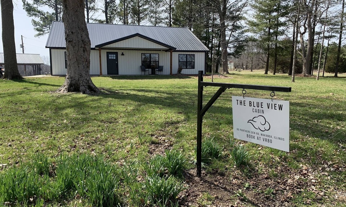 Makanda Cabin | NEW! The Blue View Cabin - A Winery and Outdoor Recreation Get Away