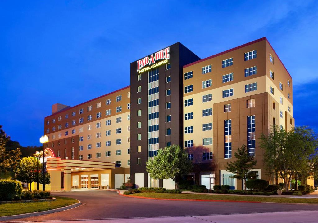 Hotel Casino | East Peoria