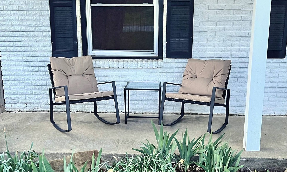 Champaign House | Parkside home close to campus - 2 BD 2 BA
