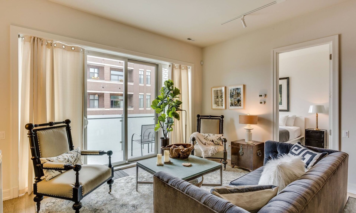 Sheridan Park Apartment | PET FRIENDLY! Desirable Sheridan Park is a Safe, Vibrant, and Welcoming Area you are Sure to Love by AllSet Turnover